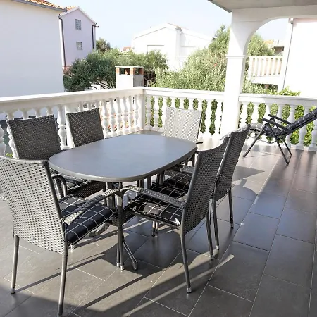 Villa Teta Visnja * Trogir